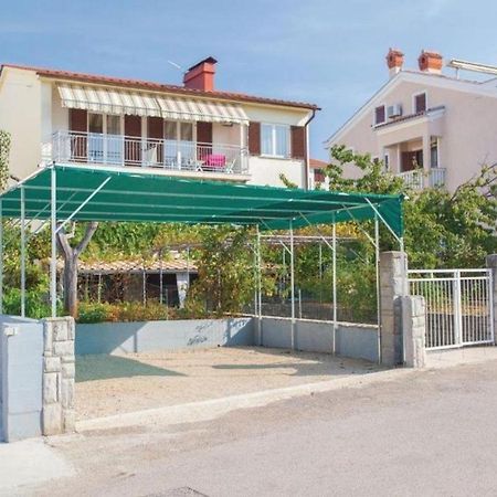 Apartments Nikola Punat Exterior photo