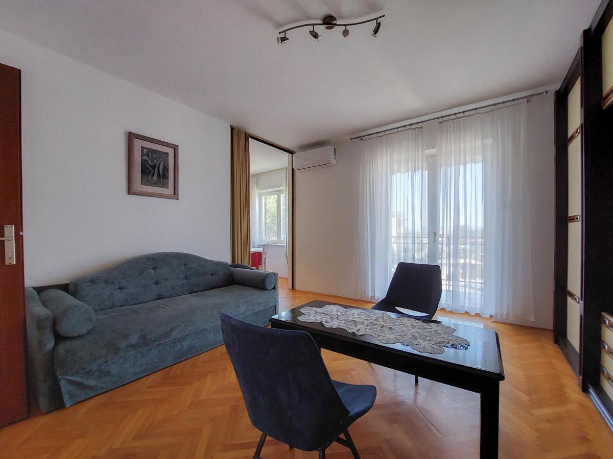Apartments Nikola Punat Exterior photo